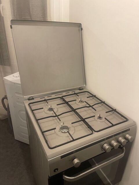 Cuisini�re � gaz 200 La Courneuve (93)