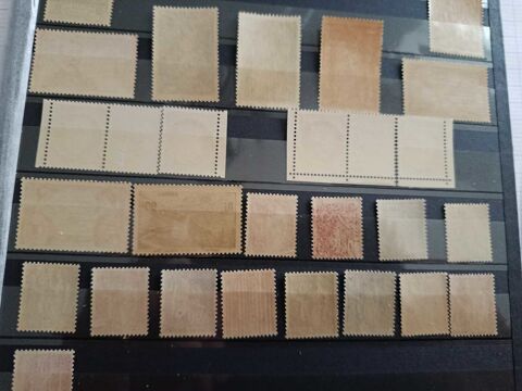 timbres ann�e compl�te 1937 et bloc num�ro 3 La Mulati�re (69)