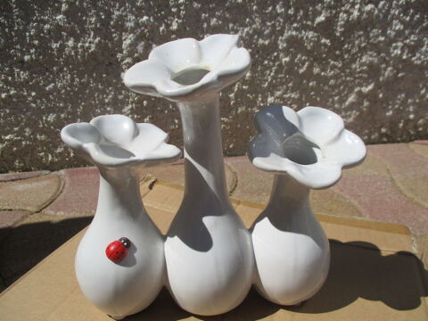 Vase 3 Soliflores de Couleur Blanc - Haut 16,5cm maxi - Neuf 10 La Fert-Alais (91)