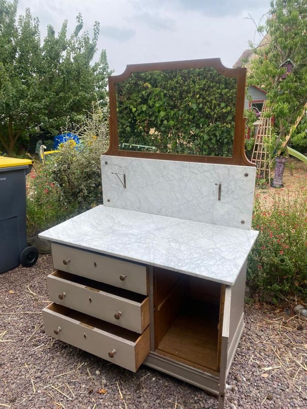 Ancienne commode avec miroir Meubles