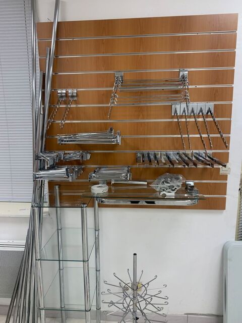Panneaux et rayonnages pour magasin 350 62730 Les attaques