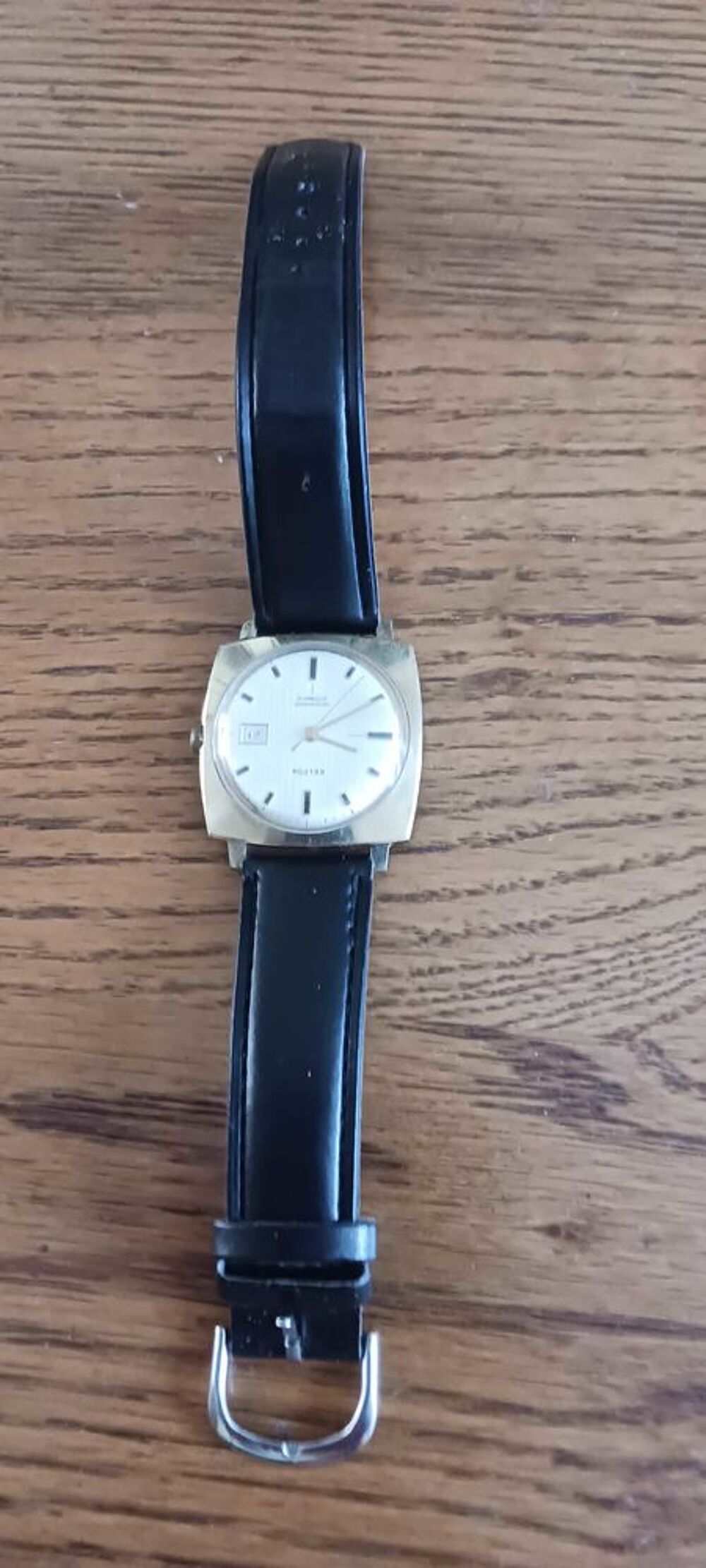 380 sur paruvendu Bijoux et montres