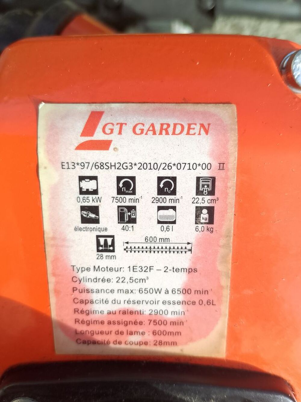 taille haie thermique
Jardin