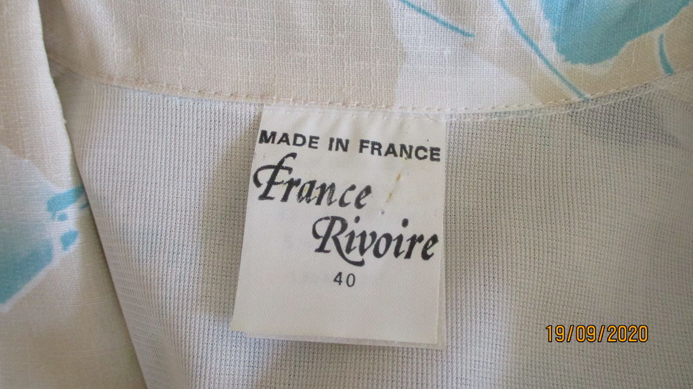 Robe neuve printani&egrave;re. Vêtements