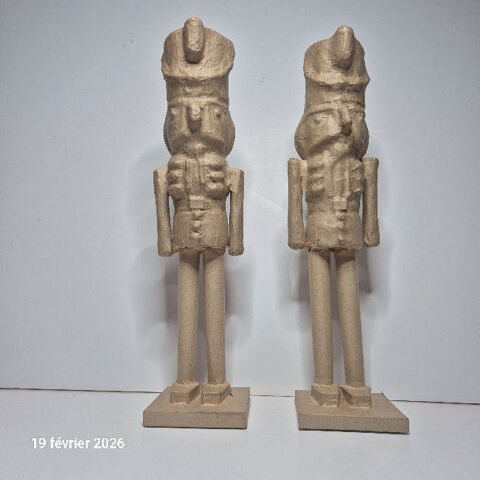 Lot de 2 soldat Casse-Noisette decopatch , en carton et papi Saumur (49)