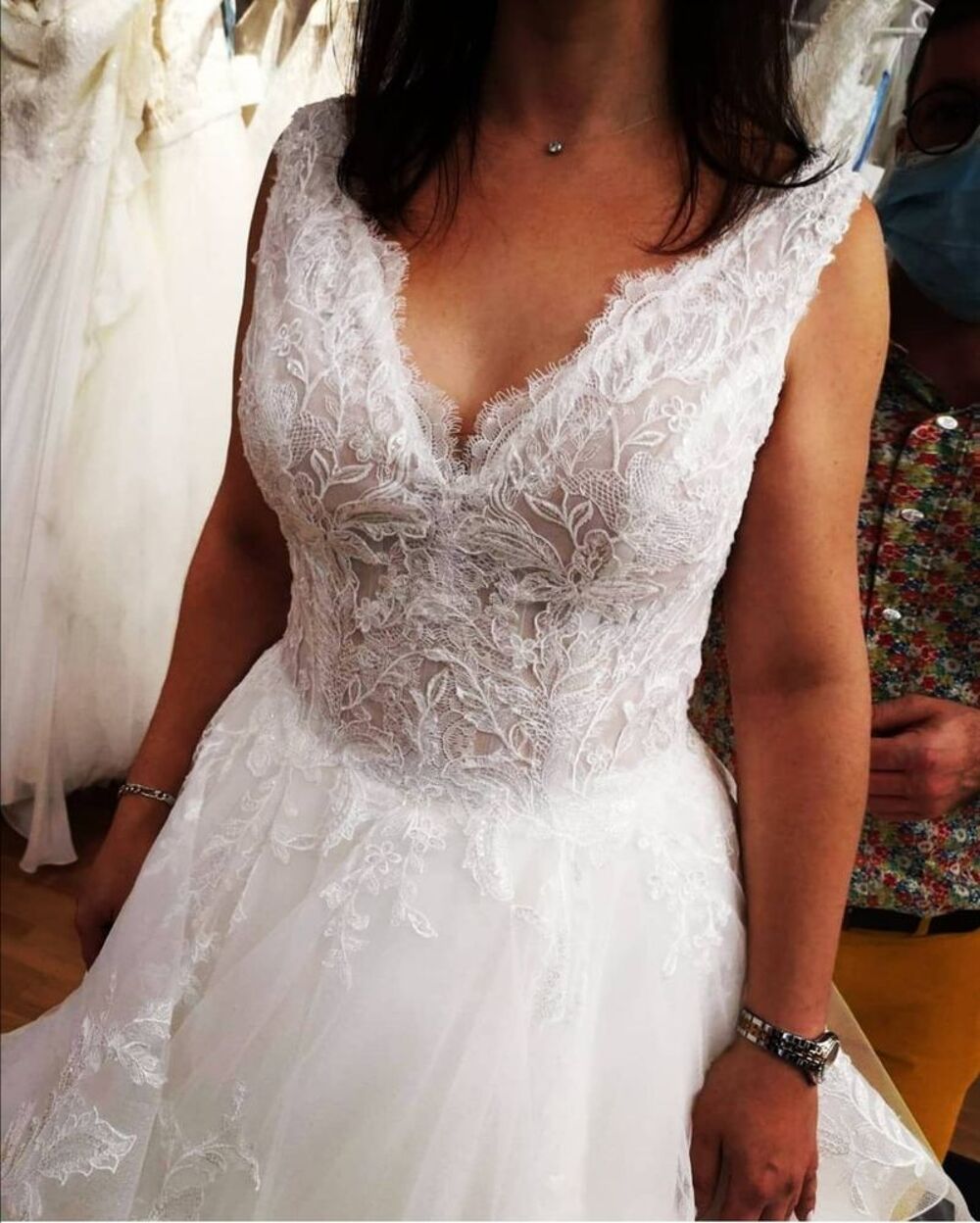 Robe de mari&eacute;e Virage avec Jupon de chez Marions Nous a Metz...comme neuf... Vêtements