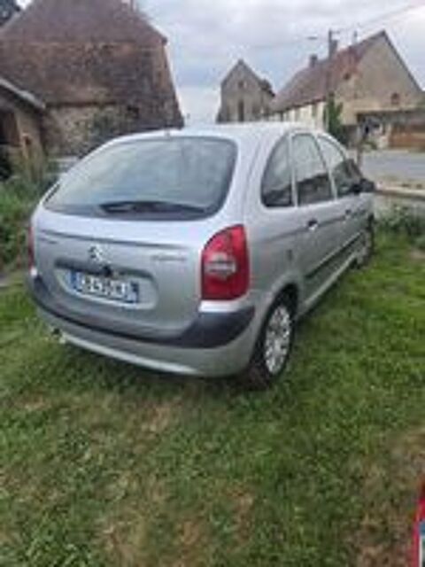 Picasso Xsara 1.6 HDi 110 FAP Collection 2006 occasion 03380 Lamaids