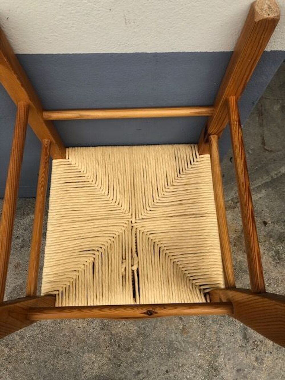 Chaises en pin et paille (2 ex) Décoration