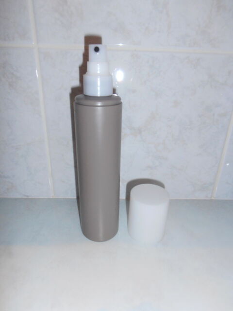 Vaporisateurs, sprays (63) 3 Tours (37)