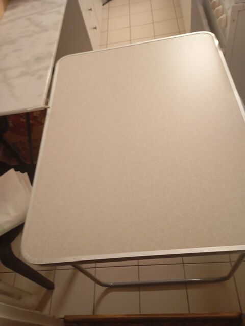 table d'appoint 35 Bois-Colombes (92)