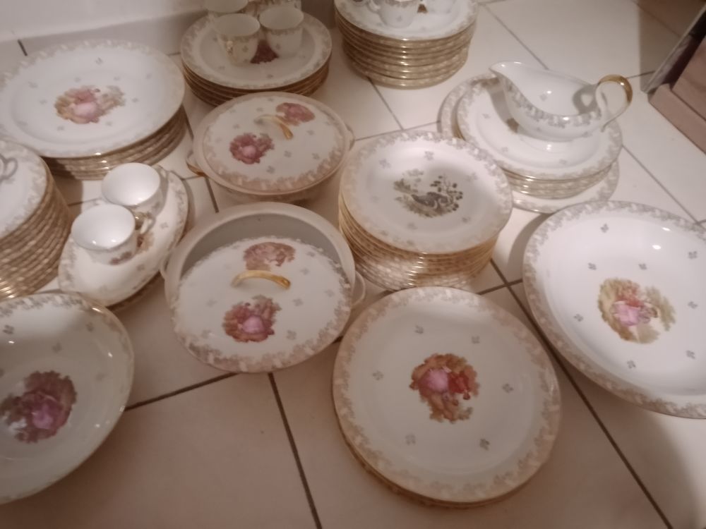 Lot de vaisselle en porcelaine de limoges Cuisine