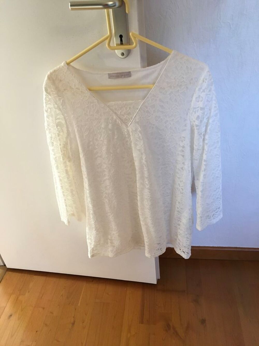 Toute sorte de v&ecirc;tements en lots tr&egrave;s bonnes qualit&eacute;s Vêtements