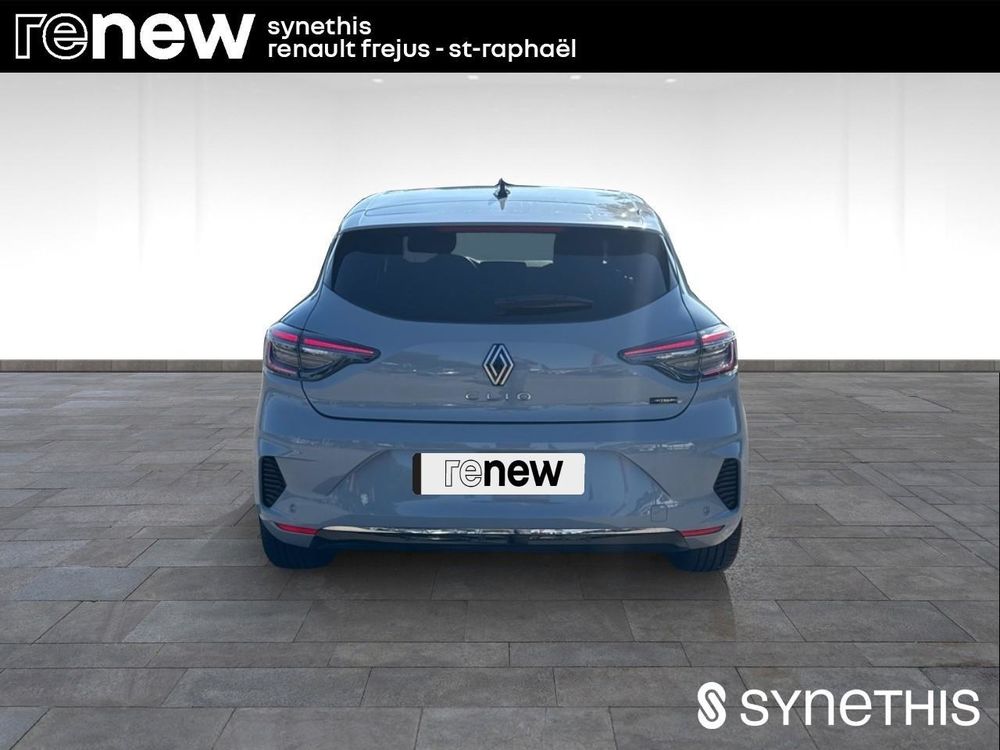 Clio V Clio E-Tech full hybrid 145 Techno 2023 occasion 83600 Fr&eacute;jus