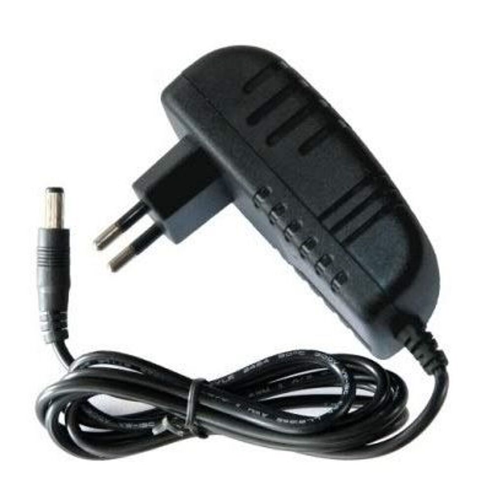 chargeur aspirateur Thomson cyclo daily Electroménager
