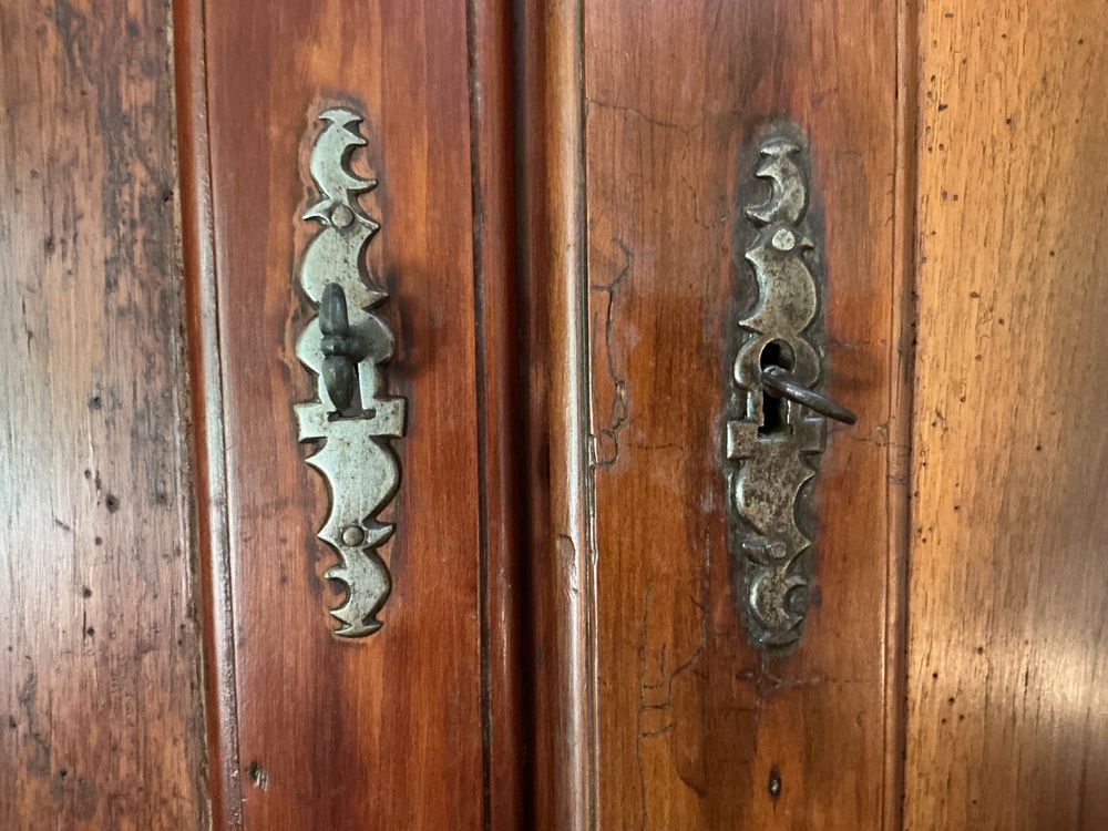 Grande armoire paysanne Meubles