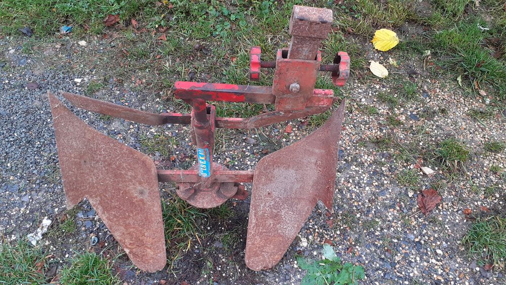 Charrue motoculteur Jardin