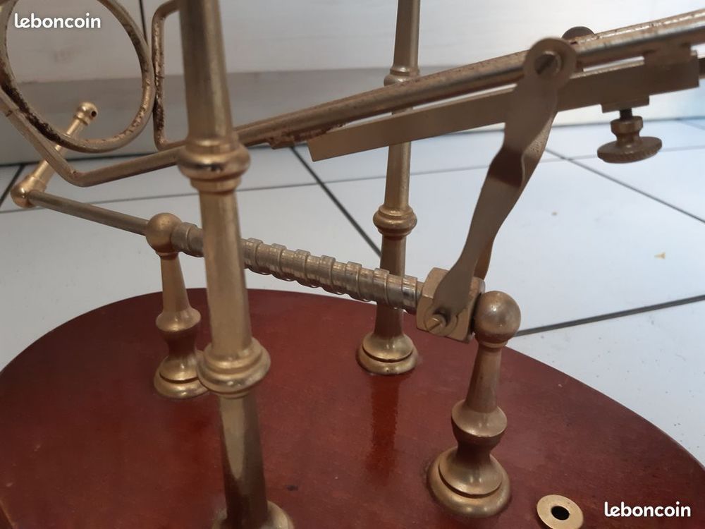 D&eacute;canteur m&eacute;canique ou berceau de d&eacute;cantation pour bouteille Cuisine
