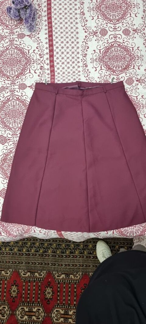 Jupe trap�ze - Bordeau - T. 52 4 Aix-les-Bains (73)