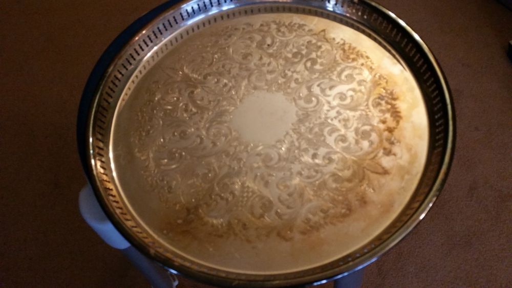 Plateau en m&eacute;tal argent&eacute; Cuisine