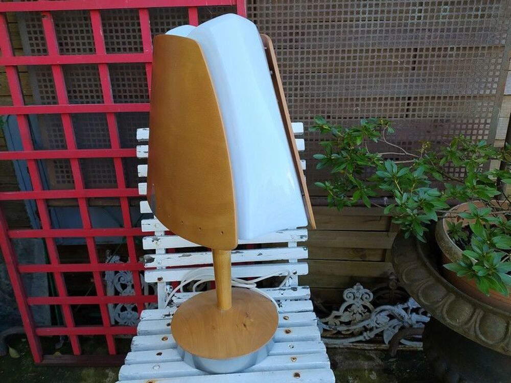 Lampe lucid Design Scandinave Soren Eriksen Décoration