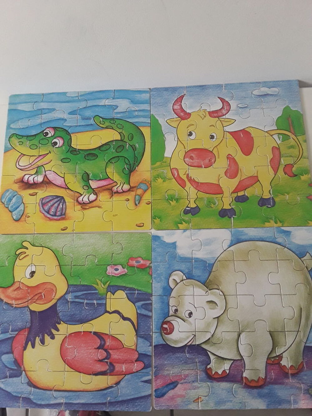 4 puzzles 20 pi&egrave;ces Jeux / jouets