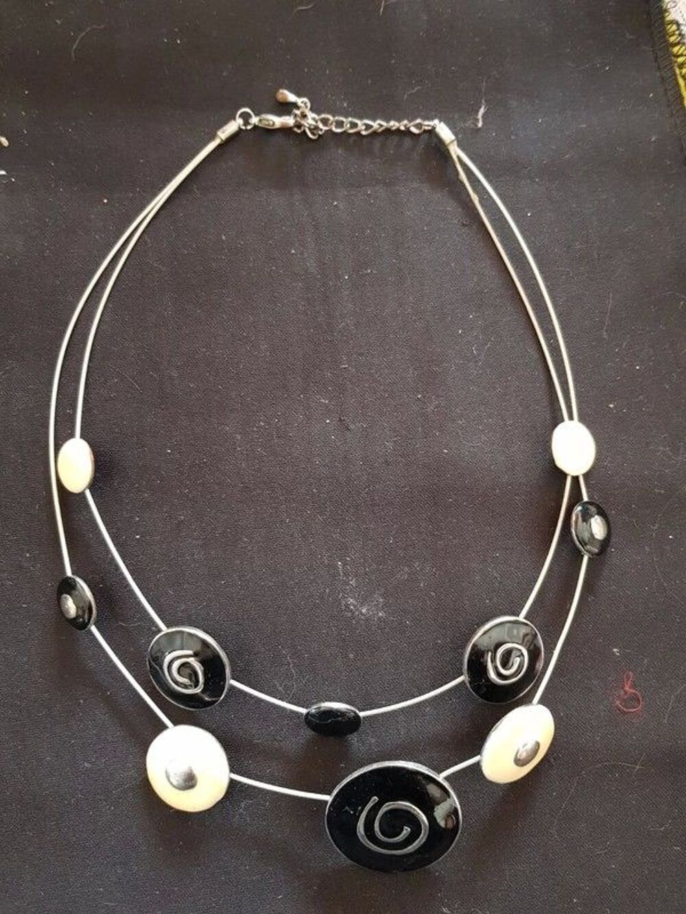 Collier fils d acier noir et blanc tres bon etat 50 cm 4 e Bijoux et montres