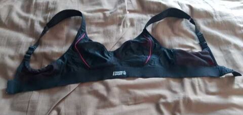 brassière sport thusane 4 Amancy (74)