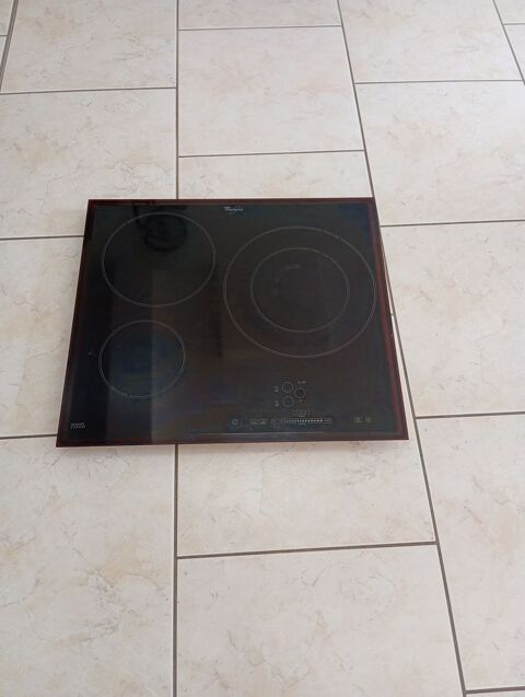 Table de cuisson pour cuisiniere a induction Whirlpool ACM Saint-Ay (45)