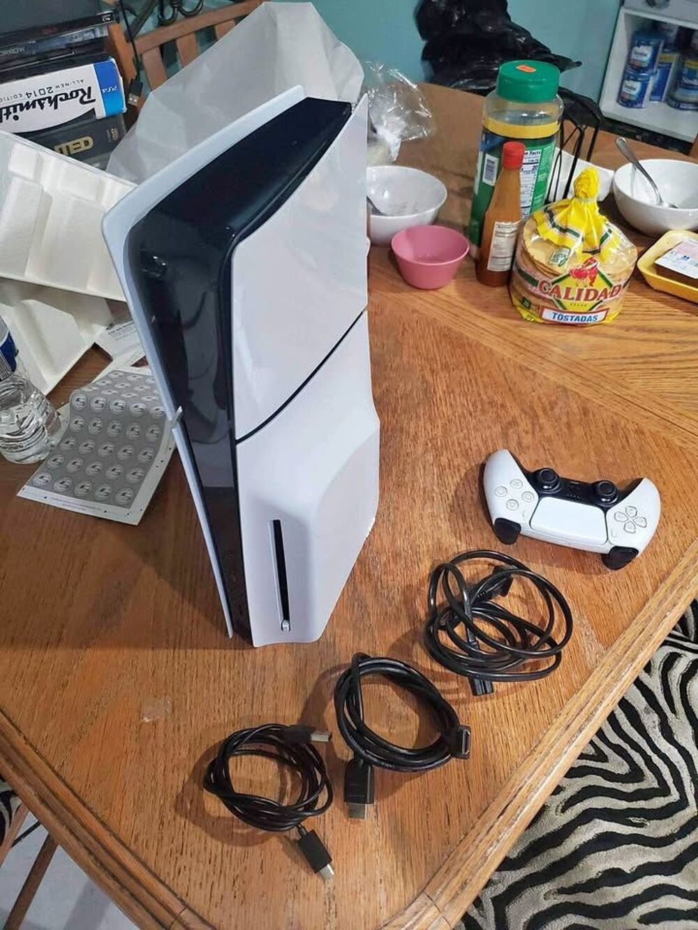 Ps5 Slim Disc Edition avec manette Playstation 5 Consoles et jeux vidos
