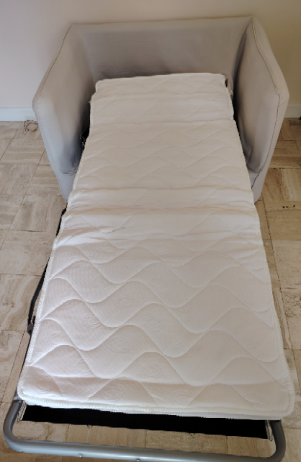 Canap&eacute; convertible et fauteuil Meubles