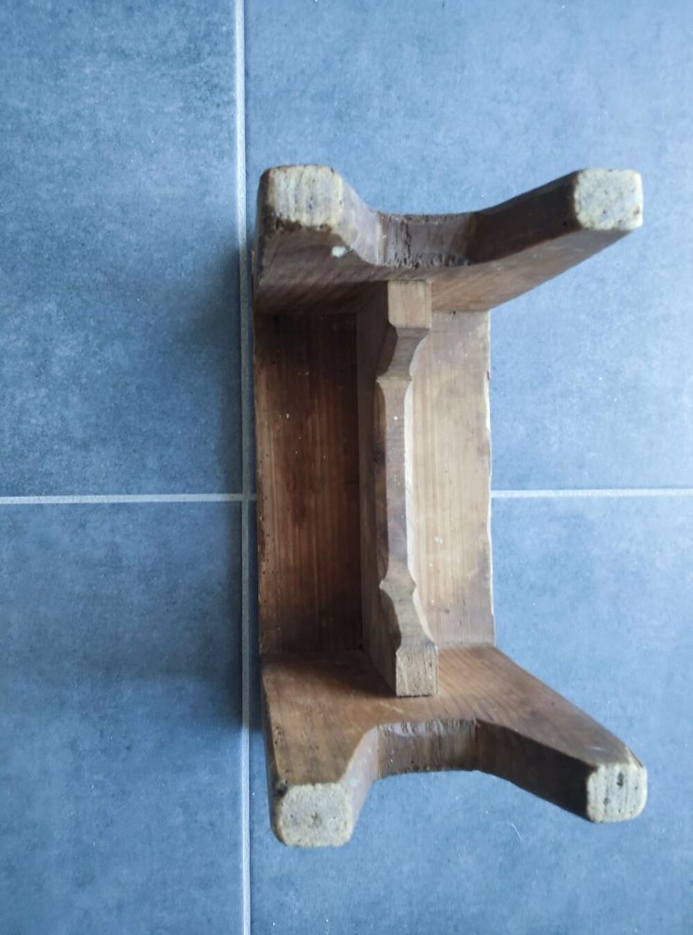 Petit banc fabrication artisanale 
12 € Meubles