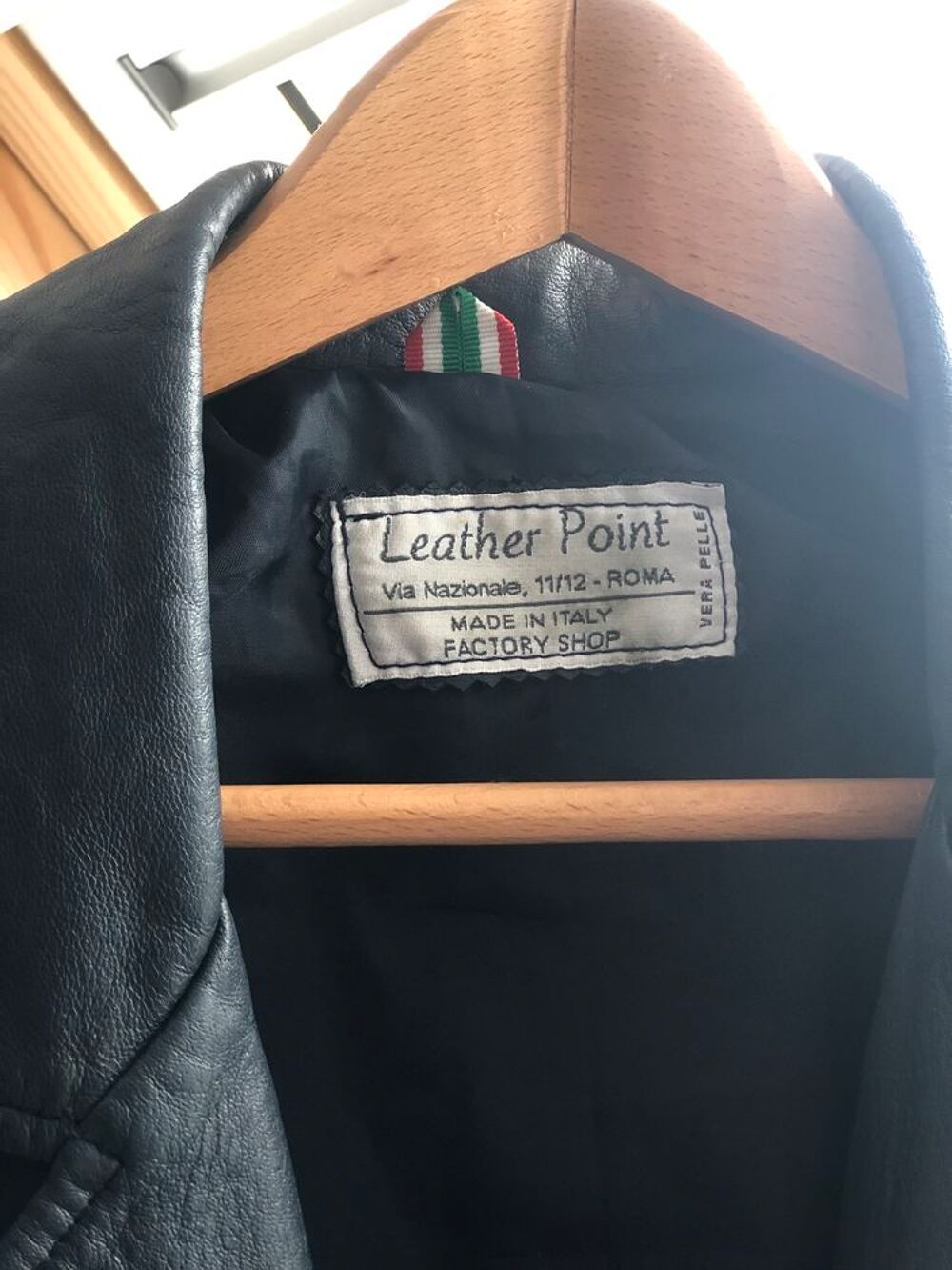 blouson en cuir italien bleu gris &eacute;tat neuf Vêtements