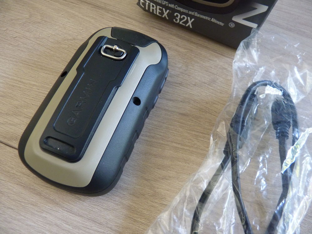 Garmin GPS eTrex 32X randonn&eacute;e montagne voyage TBE Photos/Video/TV
