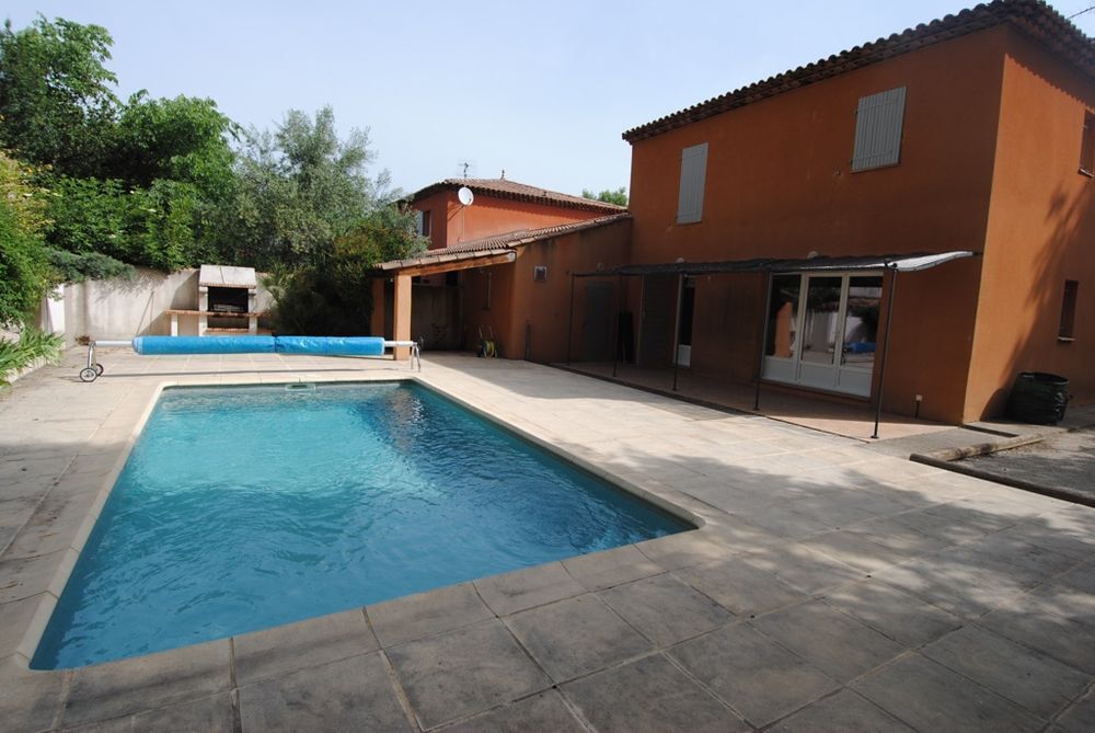 Location Villa LOCATION. VILLA Ventabren