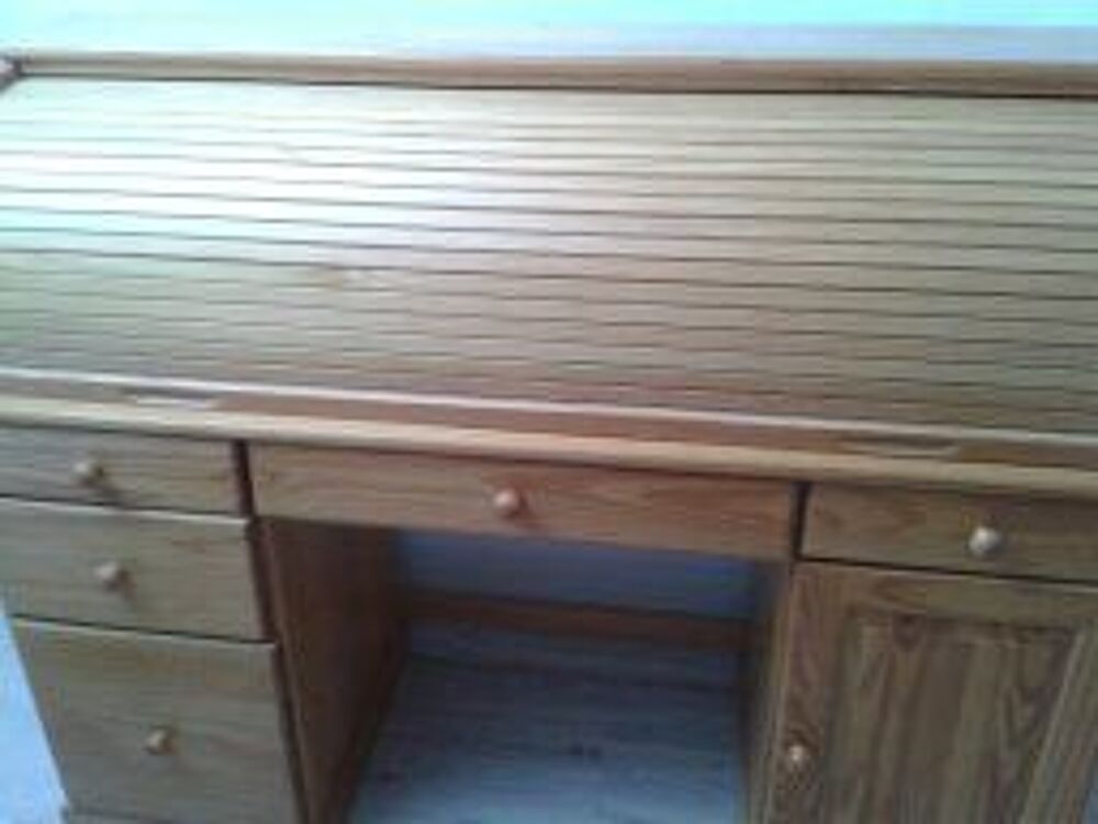 
armoire informatique en pin,mont&eacute;e + bureau mont&eacute;, en pin
Meubles