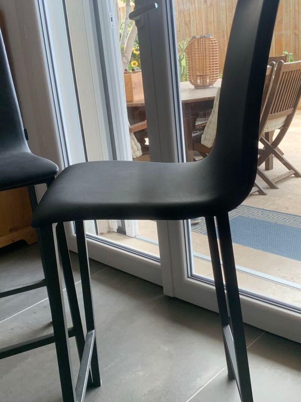 &agrave;� SAISIR 2 TABOURETS de SNACK ! Meubles