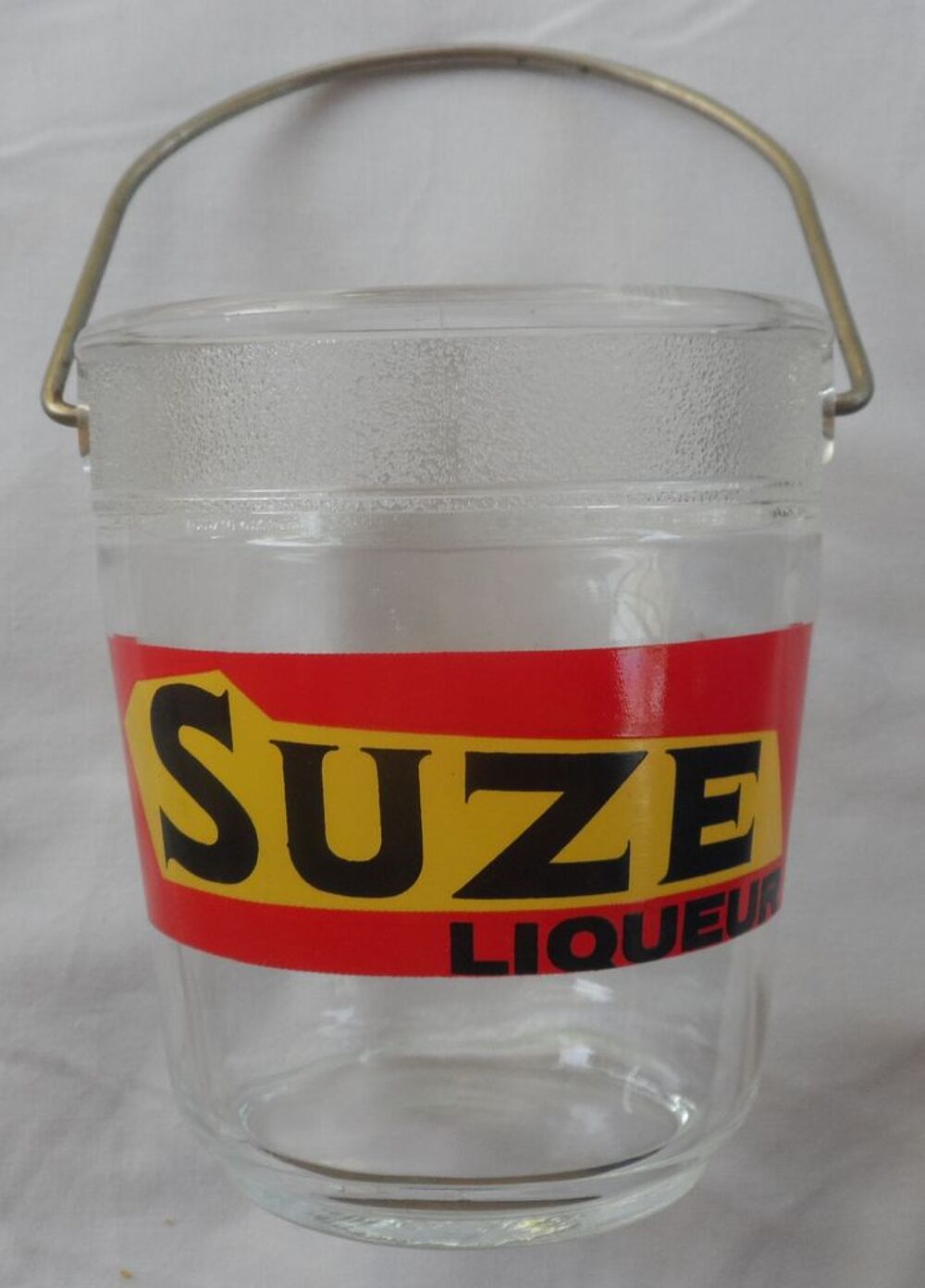 Seau &agrave; gla&ccedil;ons en verre poign&eacute;e chrom&eacute;e Suze liqueur vintage Cuisine
