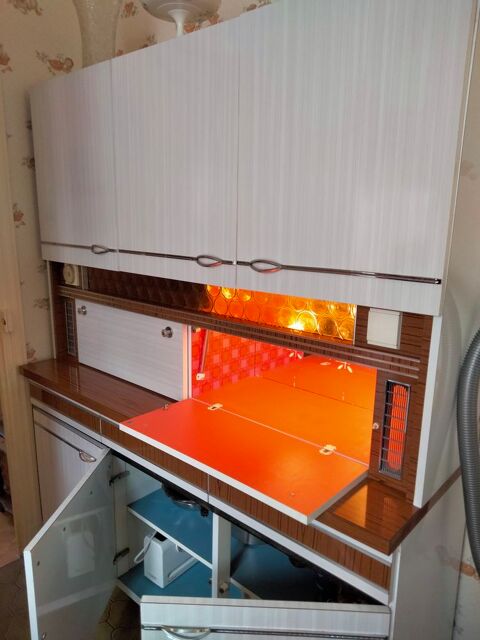 buffet formica 60 La Chapelle-Saint-Luc (10)