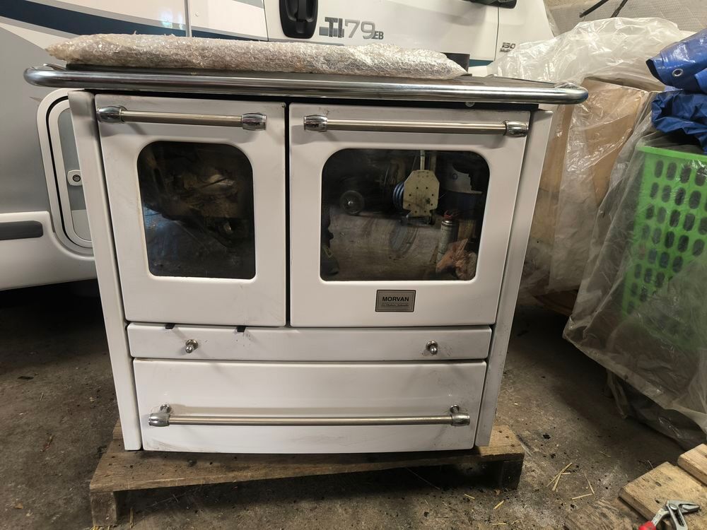 Cuisini&egrave;re &agrave; bois Cuisine