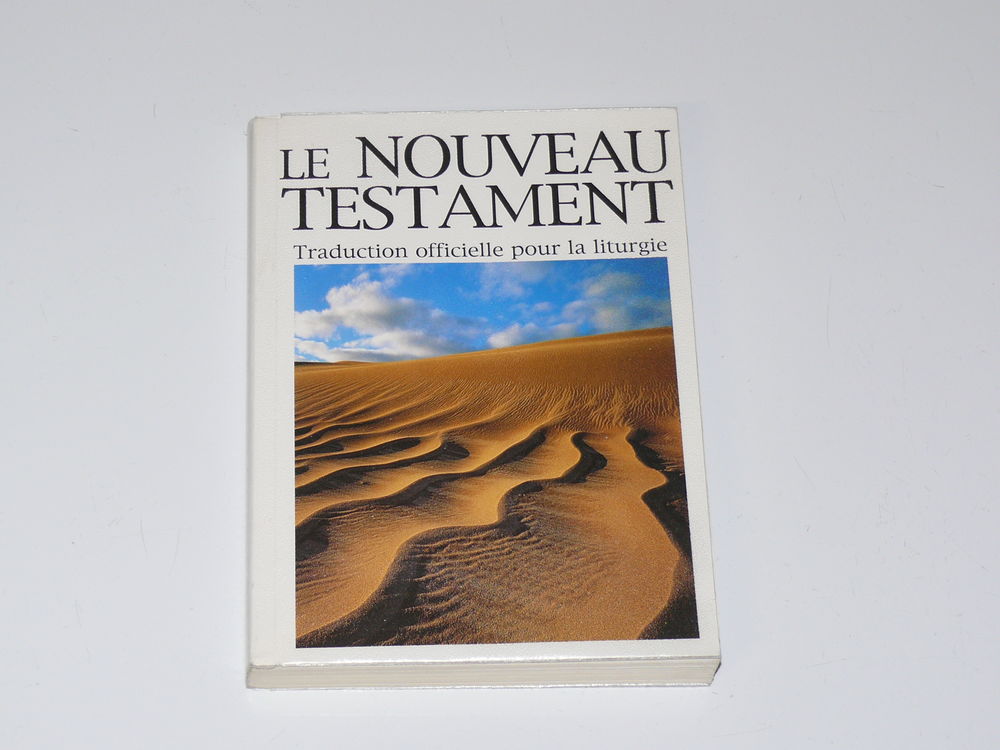 Livre : "Le Nouveau Testament" Livres et BD