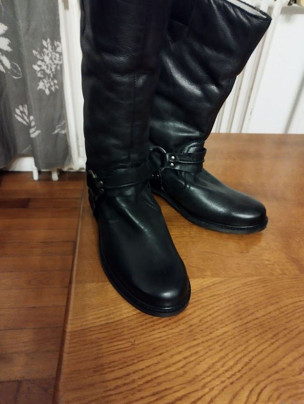 bottes fourr&eacute;es en cuir Chaussures
