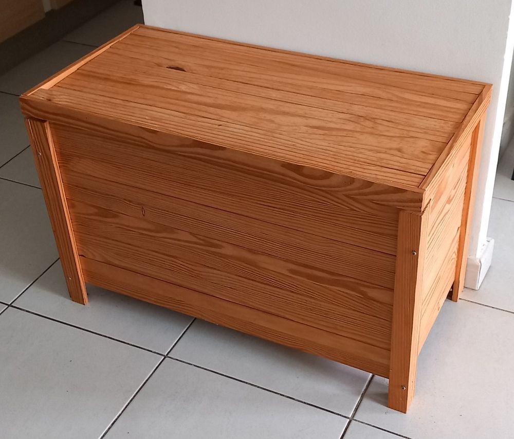 coffre en bois Meubles
