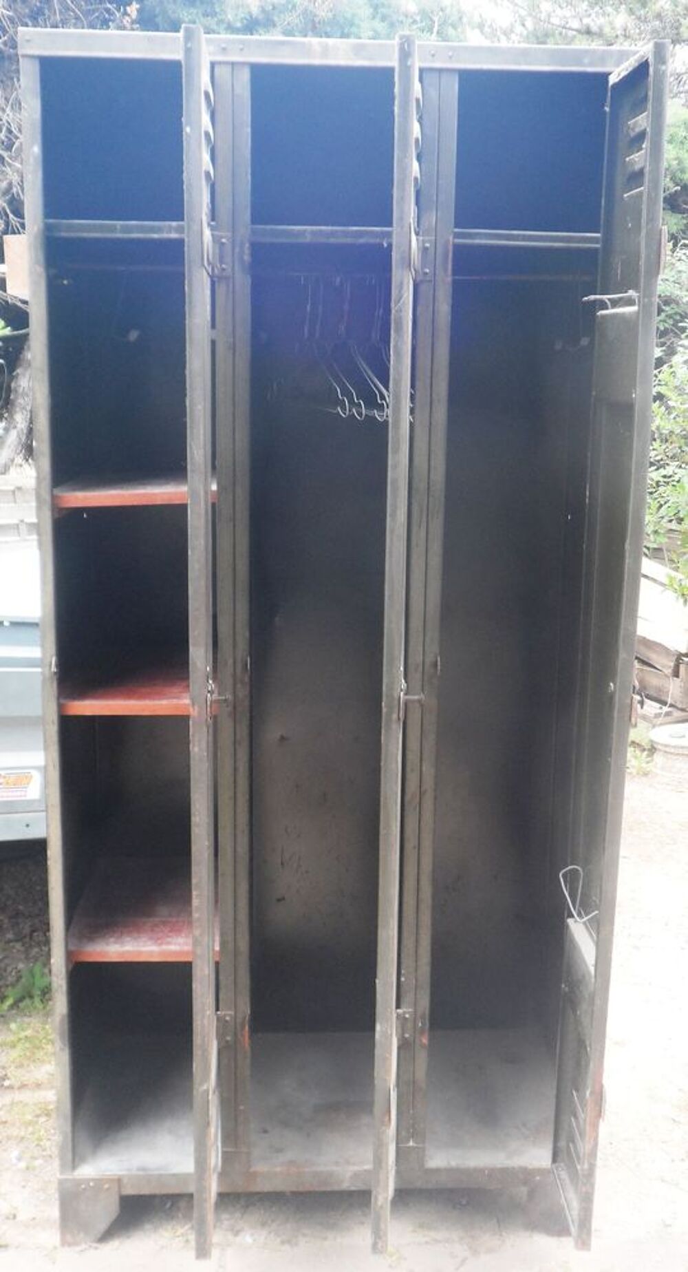 Placard, armoire de vestiaire m&eacute;tallique des ann&eacute;es 60/70 Bricolage