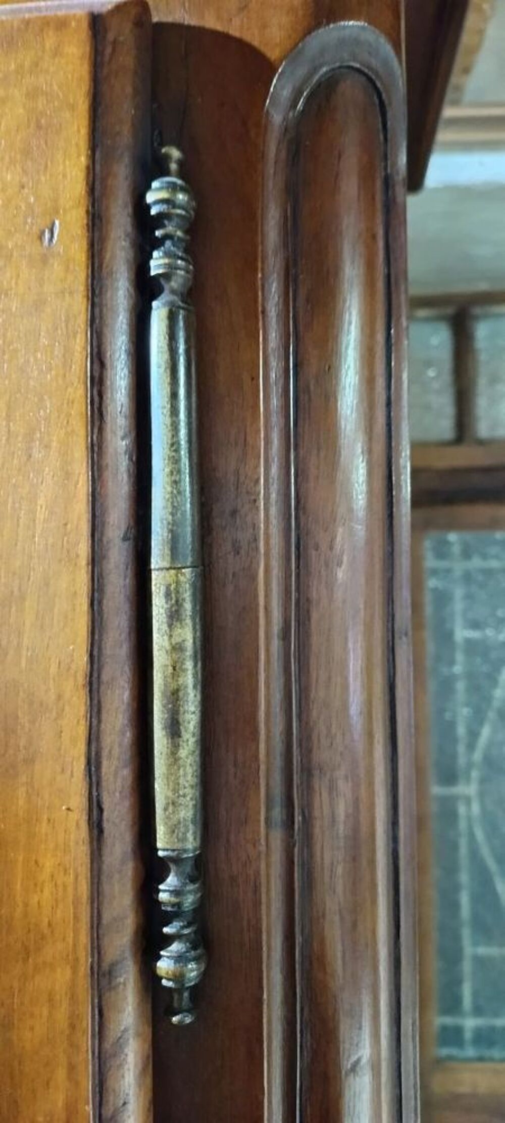 Armoire r&eacute;gency noyer massif Meubles