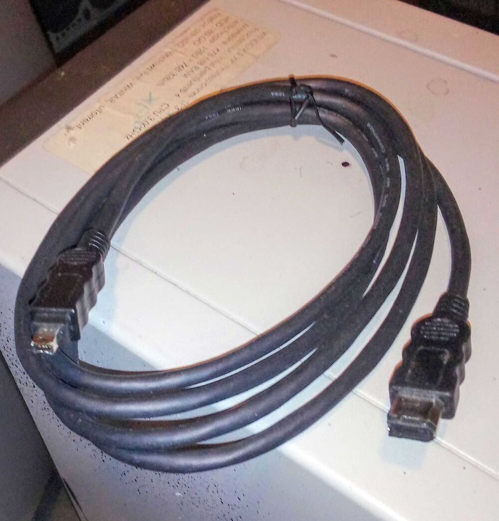 raccordon fw800. cable informatique Matériel informatique