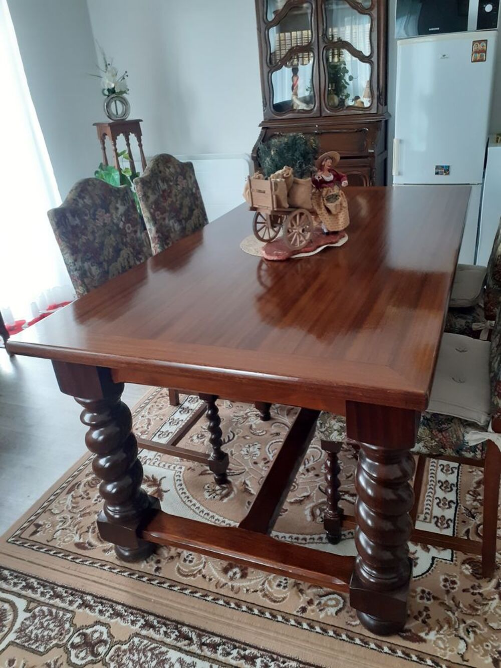 salle &agrave; manger Louis XIII Meubles