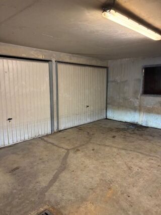  Parking / Garage � vendre 13 m� Vallauris