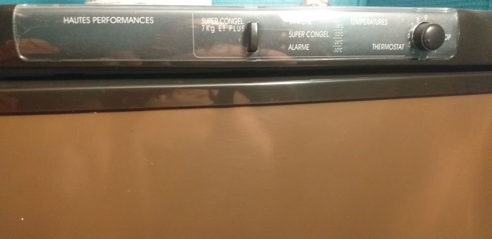 Cong&eacute;lateur armoire THOMSON / 7 tiroirs Electroménager