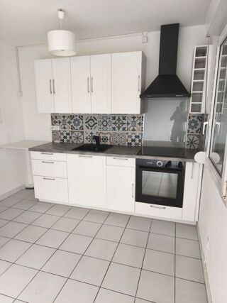  Appartement à louer 3 pièces 67 m² Cavaillon