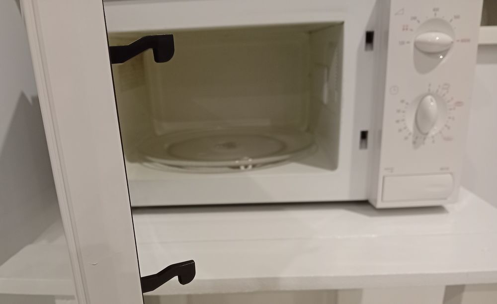 Micro-ondes Marque " Samsung " Electroménager
